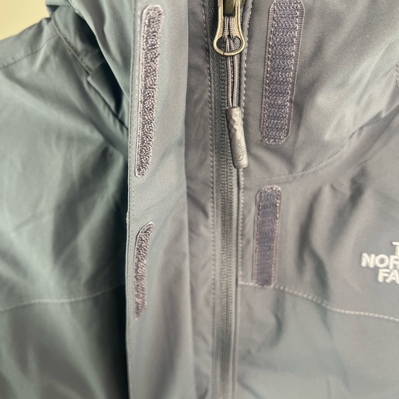 The North Face Women's Carto Triclimate Jacket, Small, Gray - Picture 13 of 16